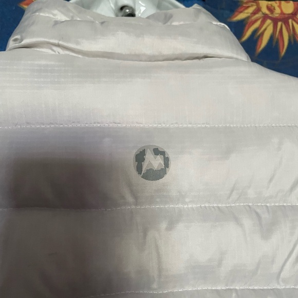 Marmot puffer jacket 600 fill - Picture 12 of 14